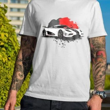 Koszulka z nadrukowanym kolorowym samochodem